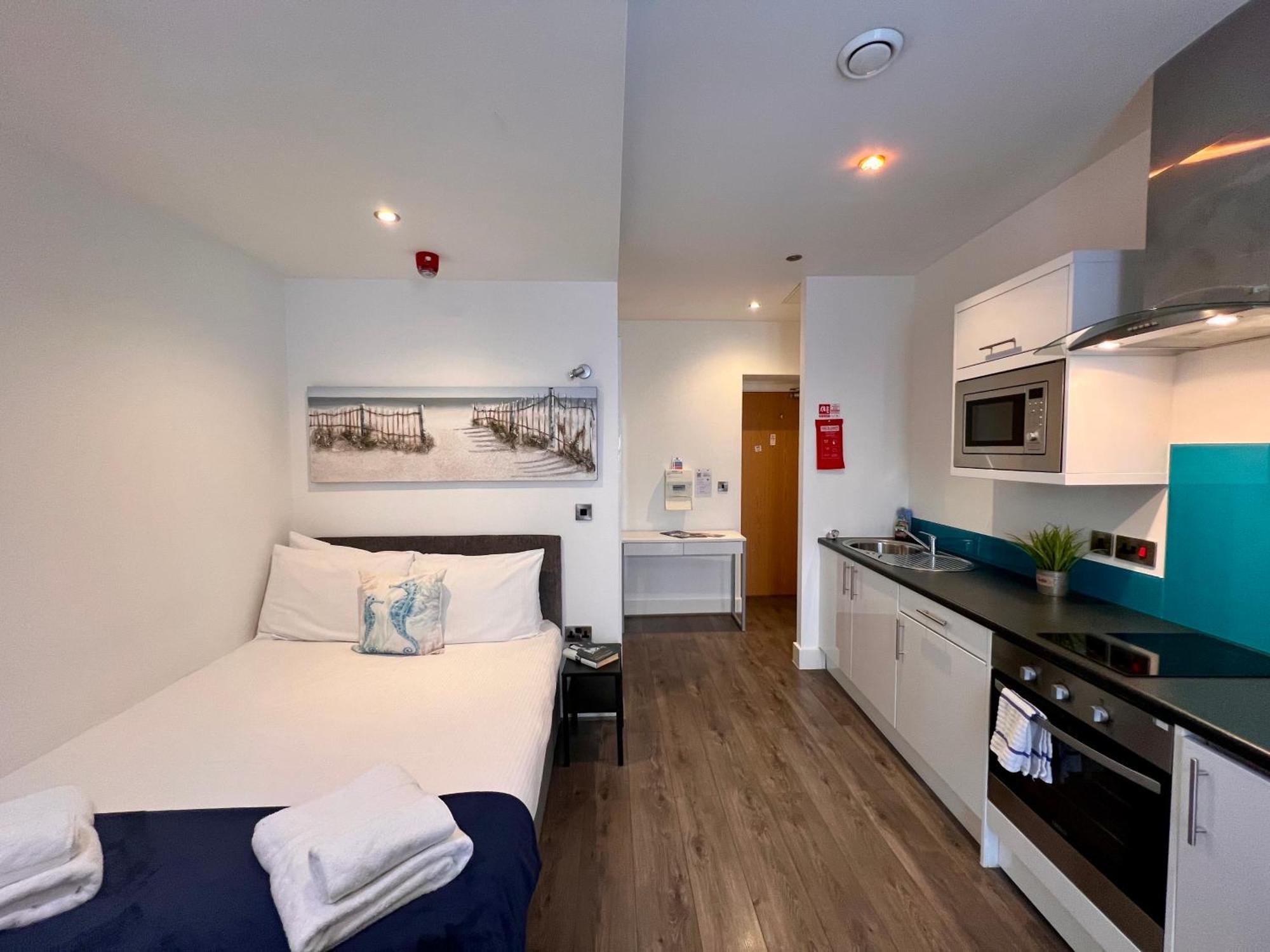 Foxhouse Studio Apartments Πλίμουθ Εξωτερικό φωτογραφία