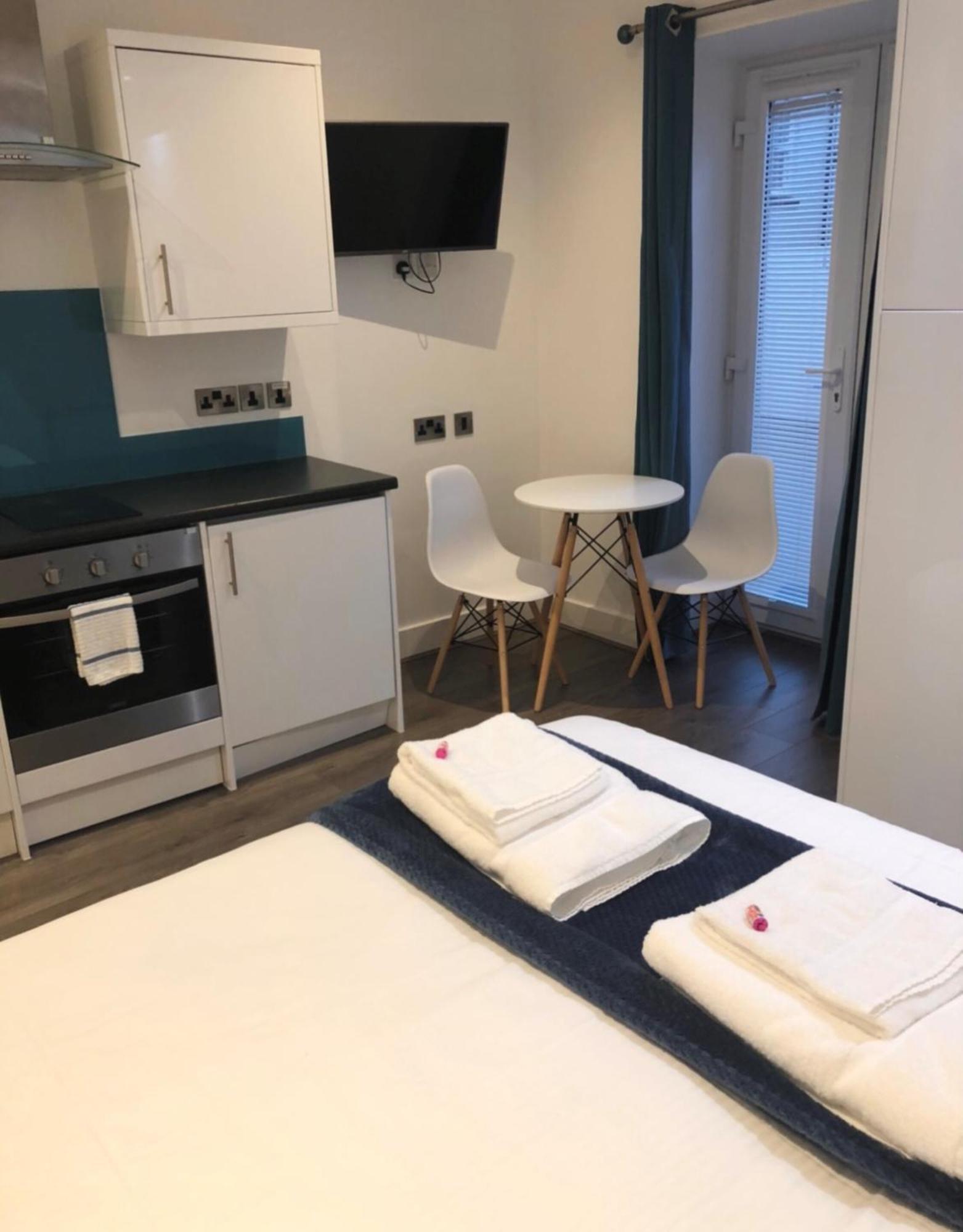 Foxhouse Studio Apartments Πλίμουθ Εξωτερικό φωτογραφία