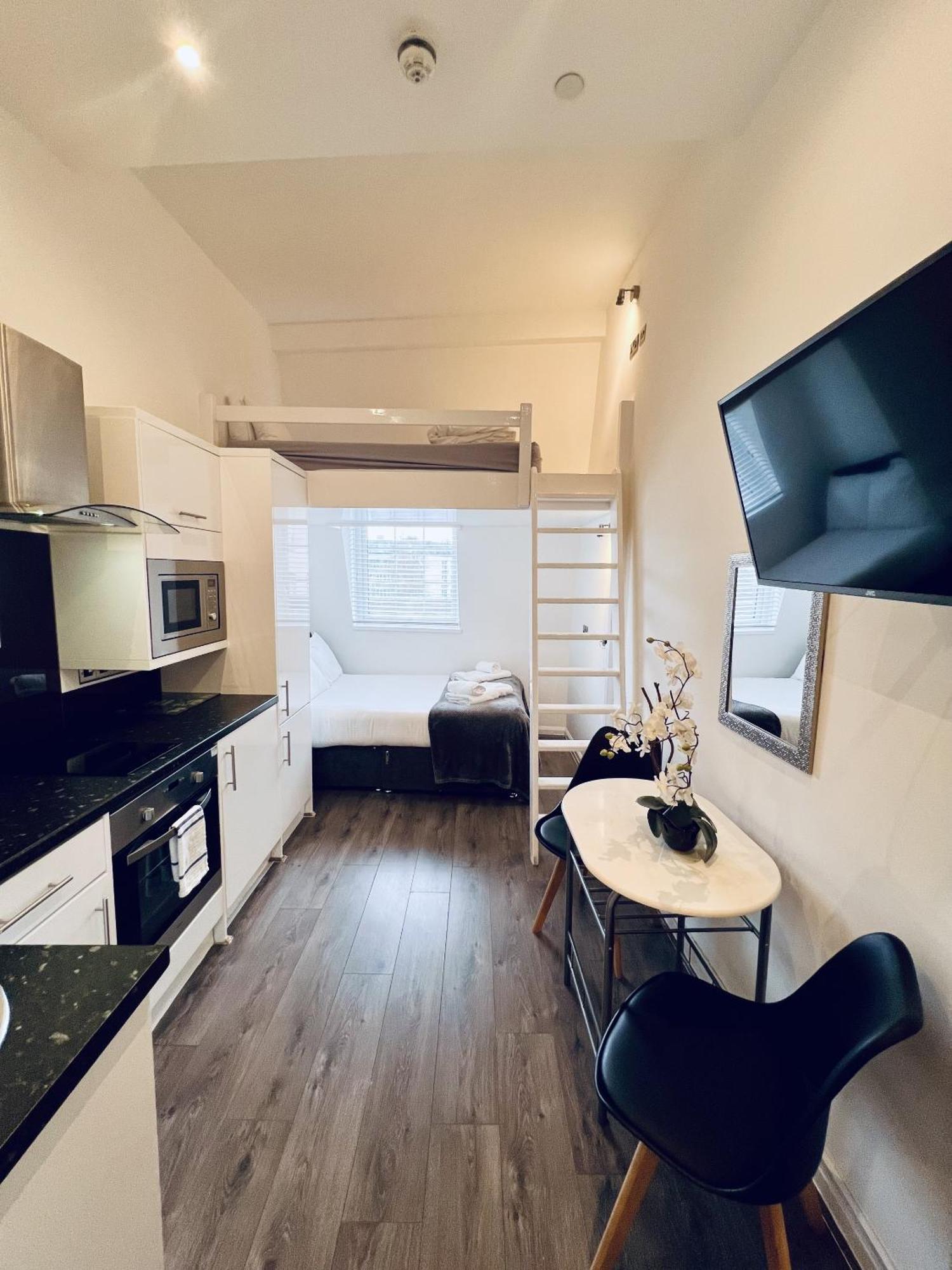 Foxhouse Studio Apartments Πλίμουθ Εξωτερικό φωτογραφία