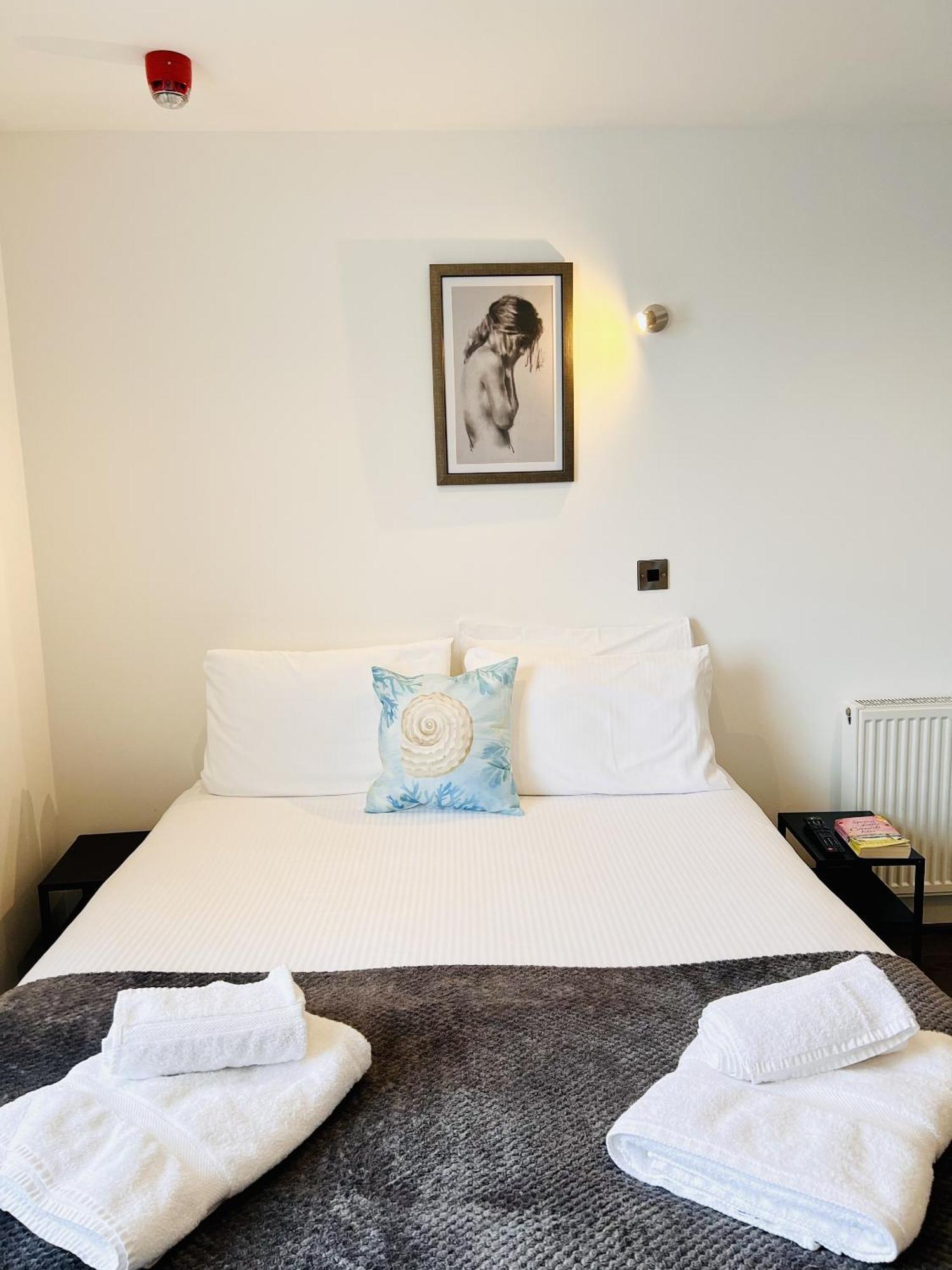 Foxhouse Studio Apartments Πλίμουθ Δωμάτιο φωτογραφία