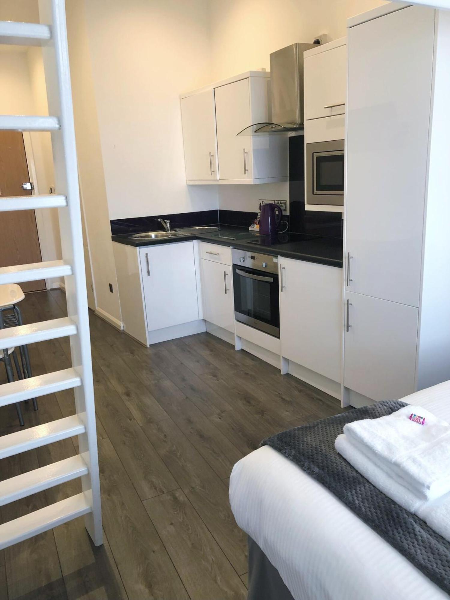 Foxhouse Studio Apartments Πλίμουθ Εξωτερικό φωτογραφία
